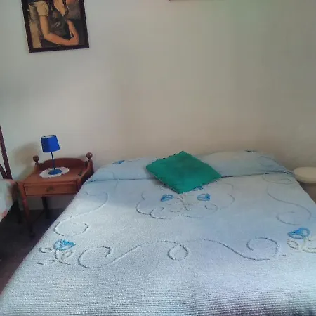 In Guest - Single With Shared Bathroom Taormina
