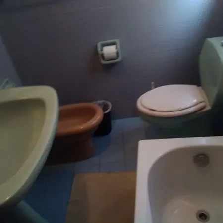 Single With Shared Bathroom Konukevi *