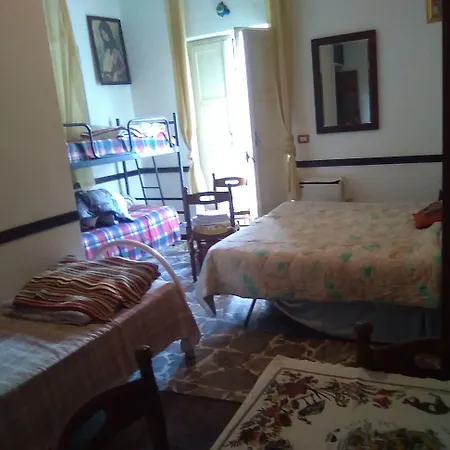 Casa de hóspedes Single With Shared Bathroom Taormina